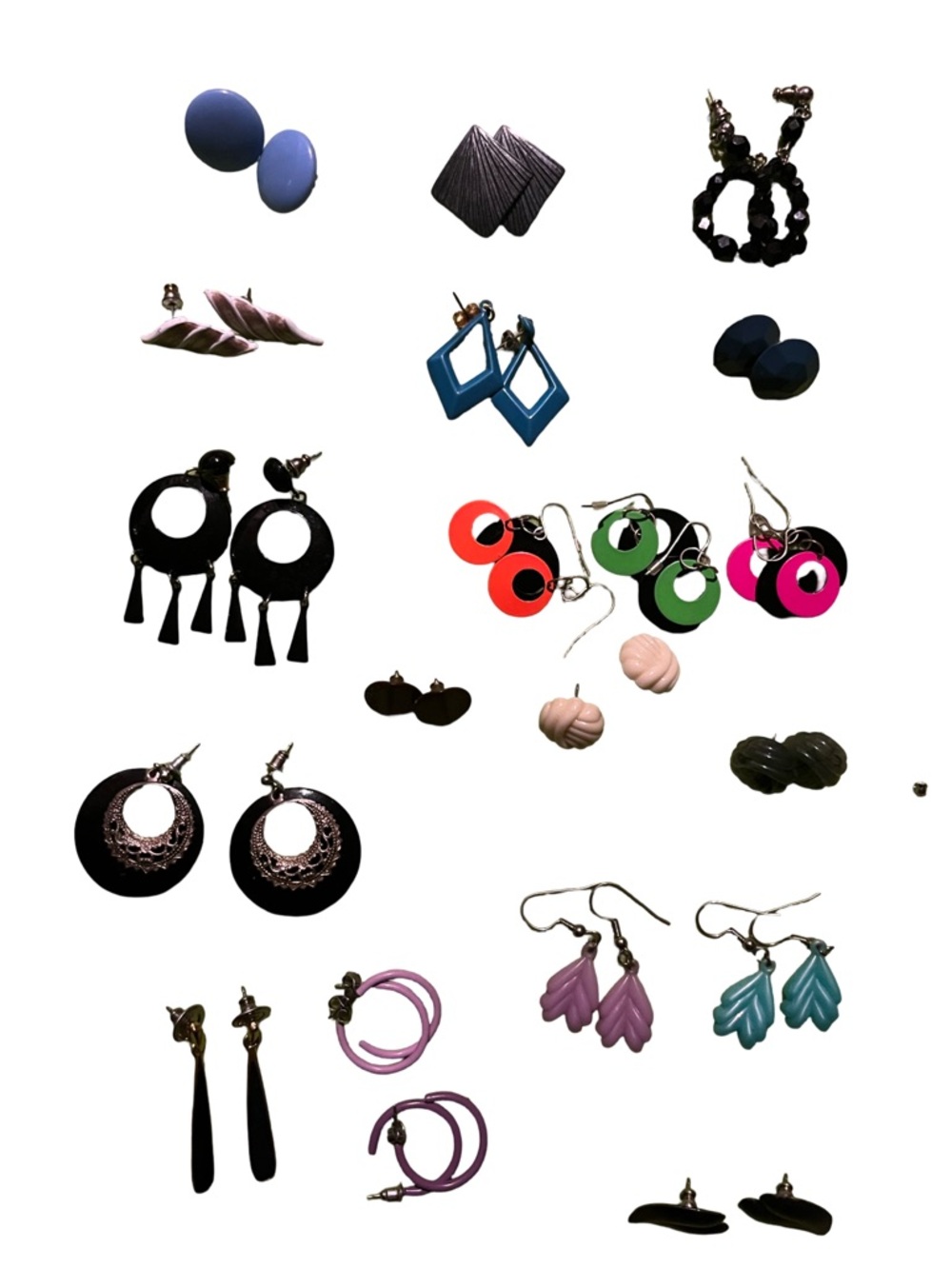 Lot of vintage earrings for all occasions 20 total different makers